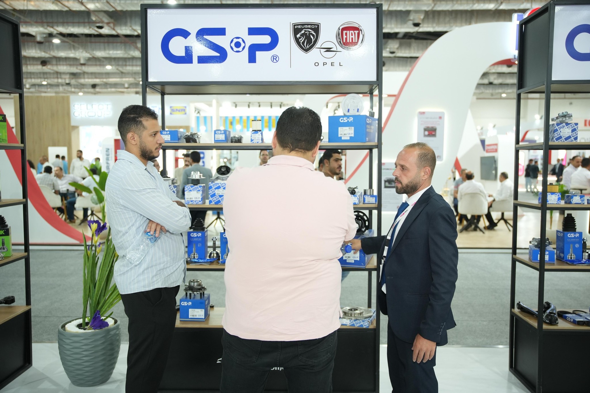 أسعار مساعدين سيارات GSP